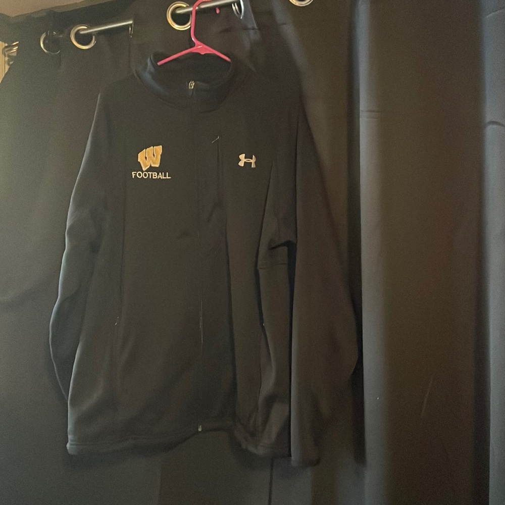 Under armor men’s jacket fleece size XL black